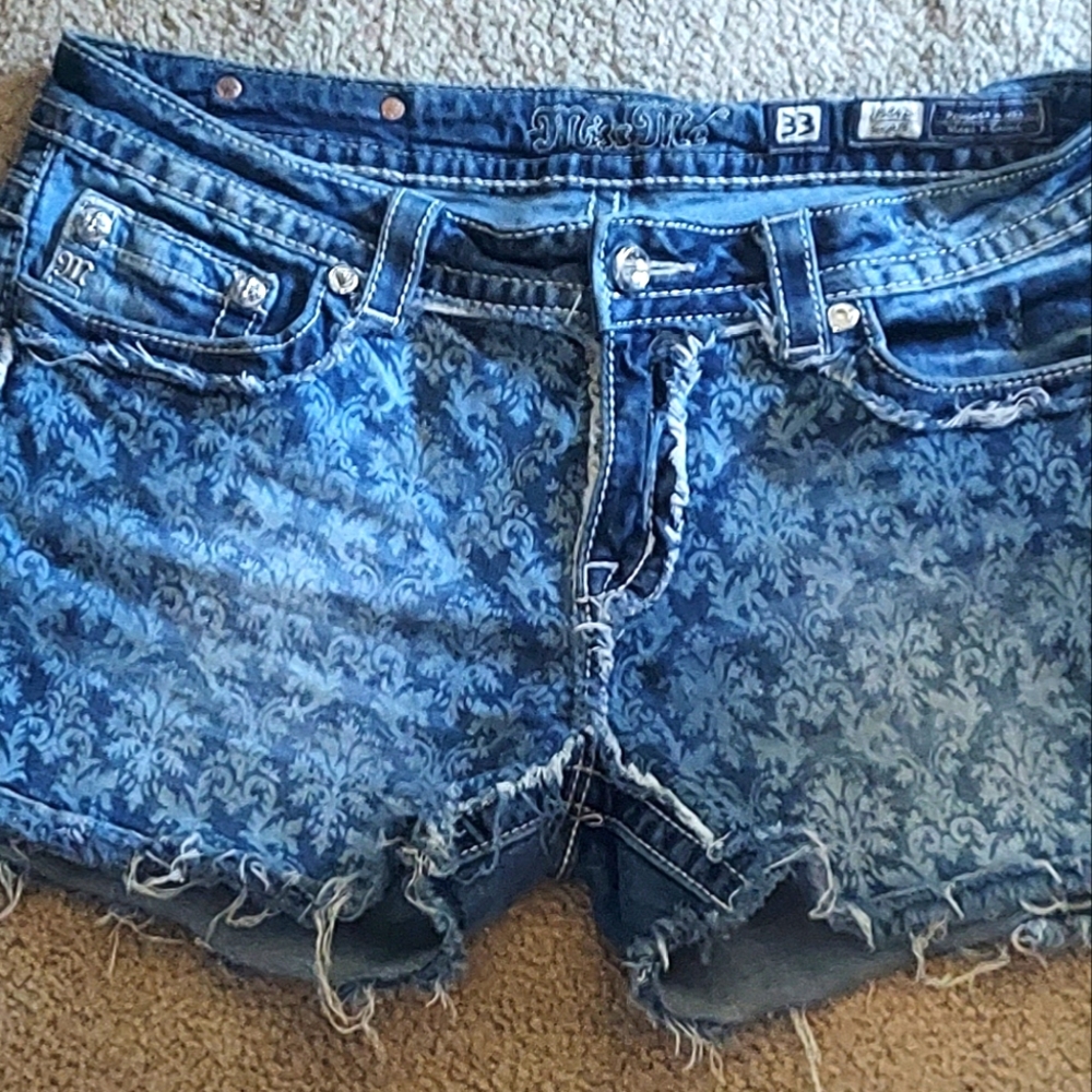 Womens miss me shorts size 33